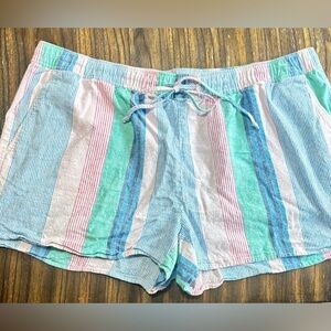 Super cute Vineyard Vines shorts
